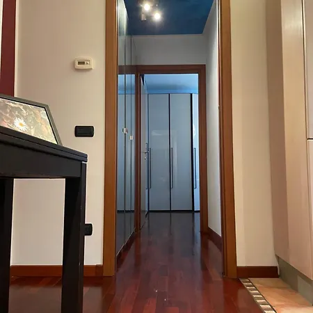 Apartment La Corte Milan